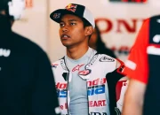 Veda Ega Pratama Finis Top 8 Usai Start dari Posisi Ke-20 di Moto3 Catalunya 2026